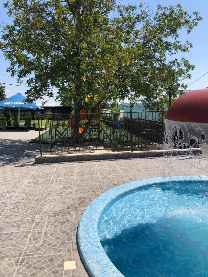 Colina Verde Resort Кишинёв Экстерьер фото